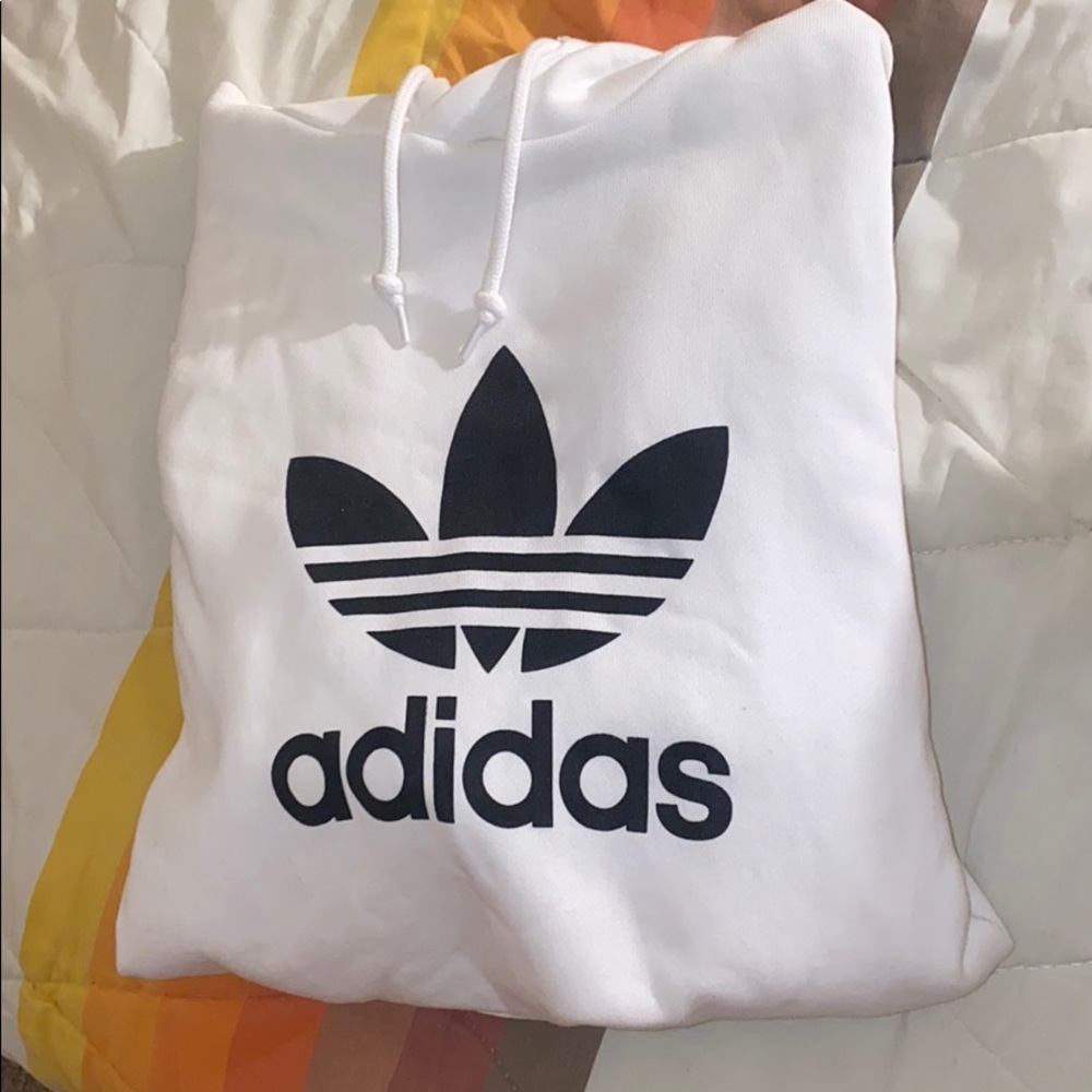 COPY - ADIDAS WHITE HOODIE TREE FOIL SIZE M